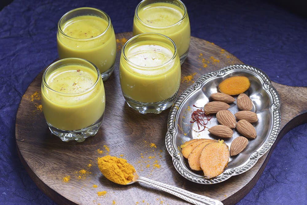 Health Benefits Of Turmeric Milk: Its Uses & How To Make It